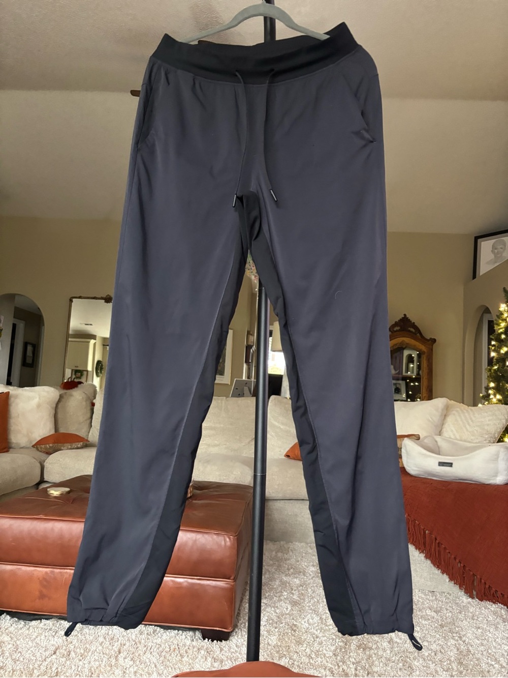 lululemon athletica Men's Charcoal Black Jogger Pants